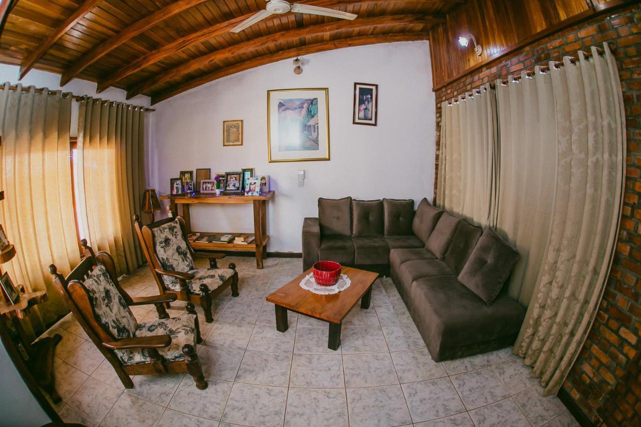 Hotel Tierra Colorada ปูแอร์โตอีกวาซู ภายนอก รูปภาพ
