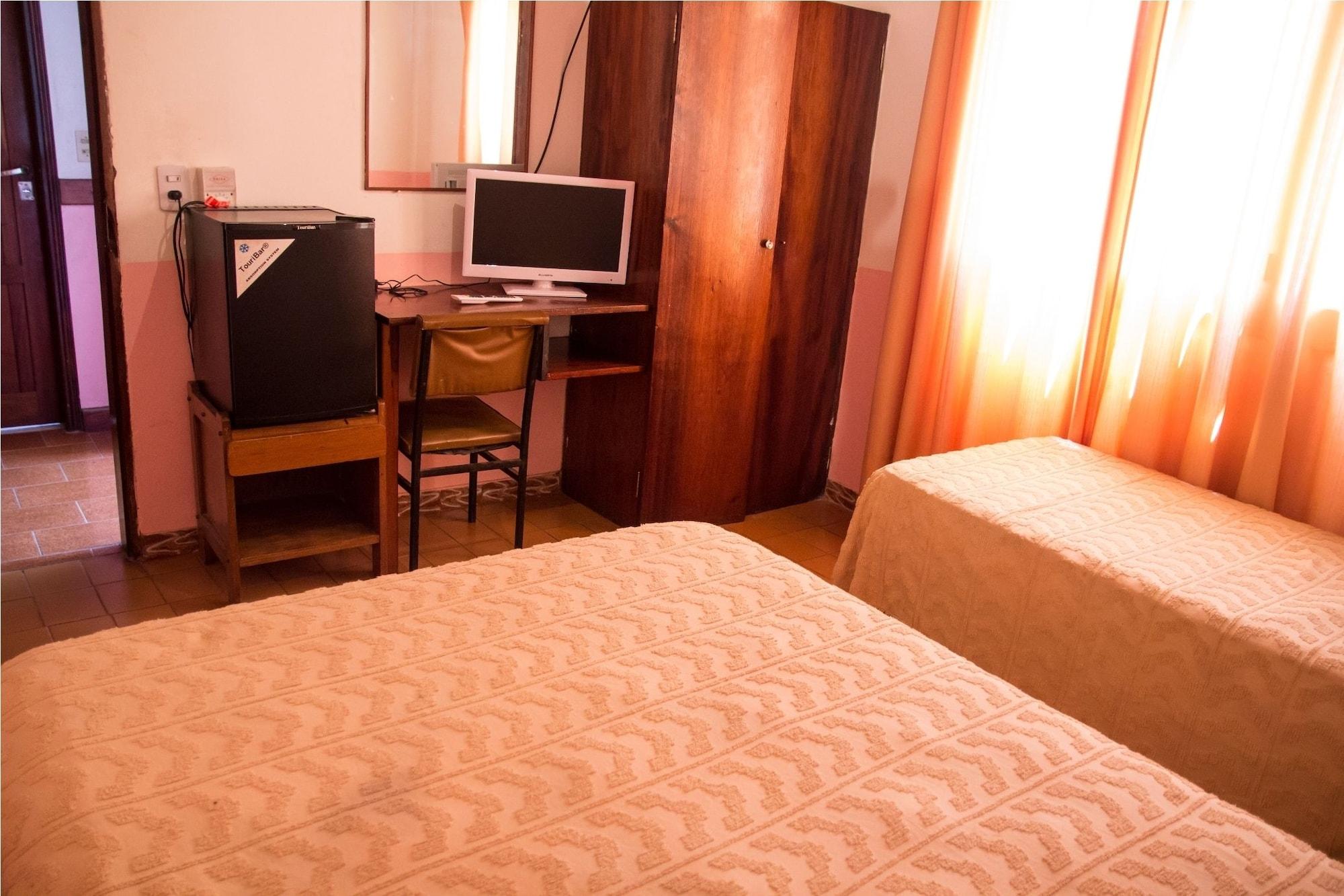 Hotel Tierra Colorada ปูแอร์โตอีกวาซู ภายนอก รูปภาพ